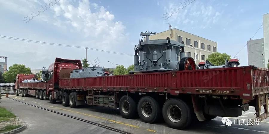發(fā)貨季｜山美股份高性能破碎篩分裝備發(fā)往江西，助力當?shù)鼗椖拷ㄔO(shè)及建筑固廢資源化