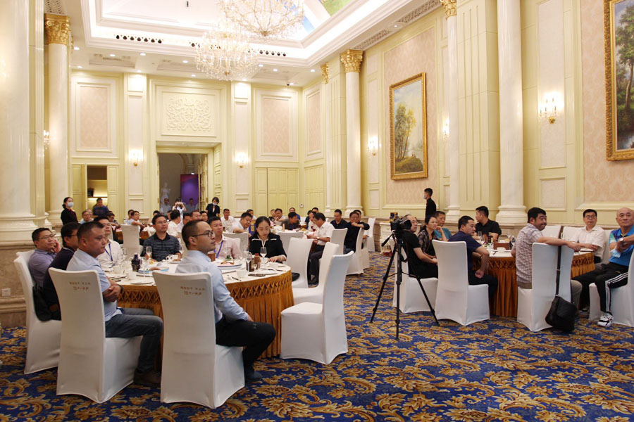 楊安民從業(yè)卅五周年系列報(bào)道--“璀璨卅五年，榮耀共分享”紀(jì)念晚宴