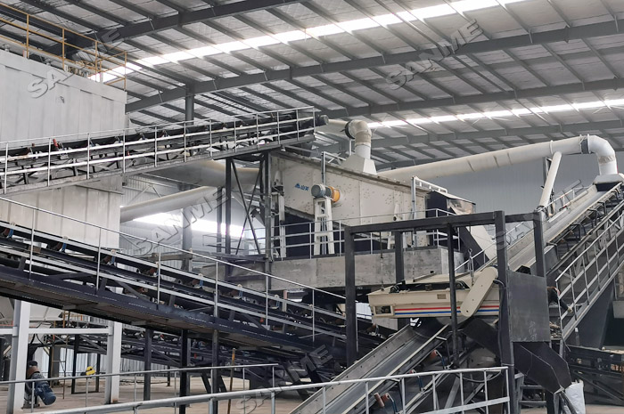 我國建筑垃圾日益嚴(yán)重，建筑垃圾移動(dòng)式破碎機(jī)領(lǐng)域面臨新的發(fā)展機(jī)遇。