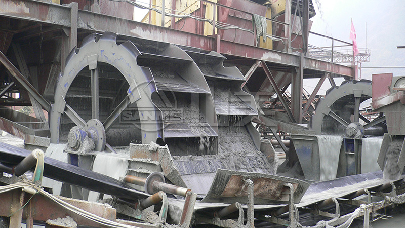 面對砂石洗砂機型號的選擇，輪斗洗砂機和螺旋洗砂機哪種更適合？