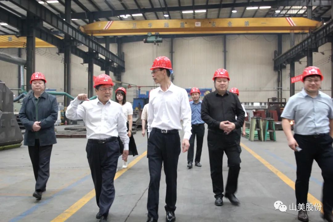 聚焦 | 熱烈歡迎中國砂石協(xié)會胡會長一行蒞臨上海山美股份鄭州基地指導交流！