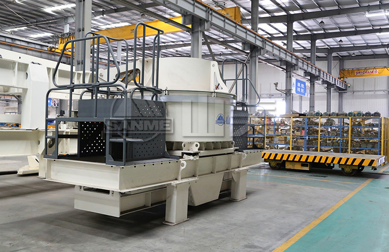 制砂生產(chǎn)線中制砂機(jī)需要注意什么？